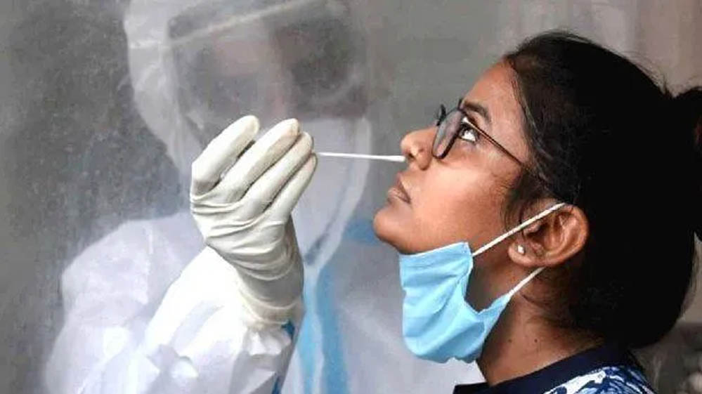देश में फिर बढ़ा कोरोना का खतरा: आंध्र से मुंबई तक मिले नए मरीज, संक्रमण से बचने के लिए रहें सतर्क देश में फिर बढ़ा कोरोना का खतरा: आंध्र से मुंबई तक मिले नए मरीज, संक्रमण से बचने के लिए रहें सतर्क