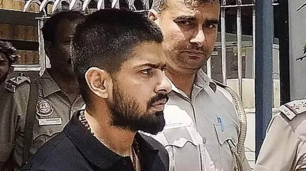 Lawrence Bishnoi Case: FBI एक्शन की अटकलें तेज, अमेरिका प्रत्यर्पण की चर्चा, फरार इंस्पेक्टरों पर भी शिकंजा? Lawrence Bishnoi Case: FBI एक्शन की अटकलें तेज, अमेरिका प्रत्यर्पण की चर्चा, फरार इंस्पेक्टरों पर भी शिकंजा?