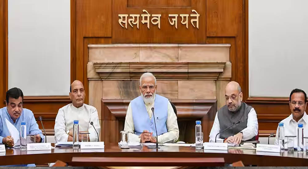 केंद्रीय कैबिनेट का बड़ा फैसला, बनारस में गंगा तट पर एलिवेटेड कॉरिडोर समेत ₹2.19 लाख करोड़ की 7 परियोजनाएं मंजूर केंद्रीय कैबिनेट का बड़ा फैसला, बनारस में गंगा तट पर एलिवेटेड कॉरिडोर समेत ₹2.19 लाख करोड़ की 7 परियोजनाएं मंजूर