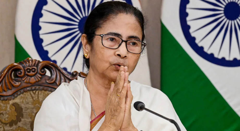 धर्मतला रैली पर हाई कोर्ट की रोक, TMC की याचिका को नहीं मिली राहत धर्मतला रैली पर हाई कोर्ट की रोक, TMC की याचिका को नहीं मिली राहत