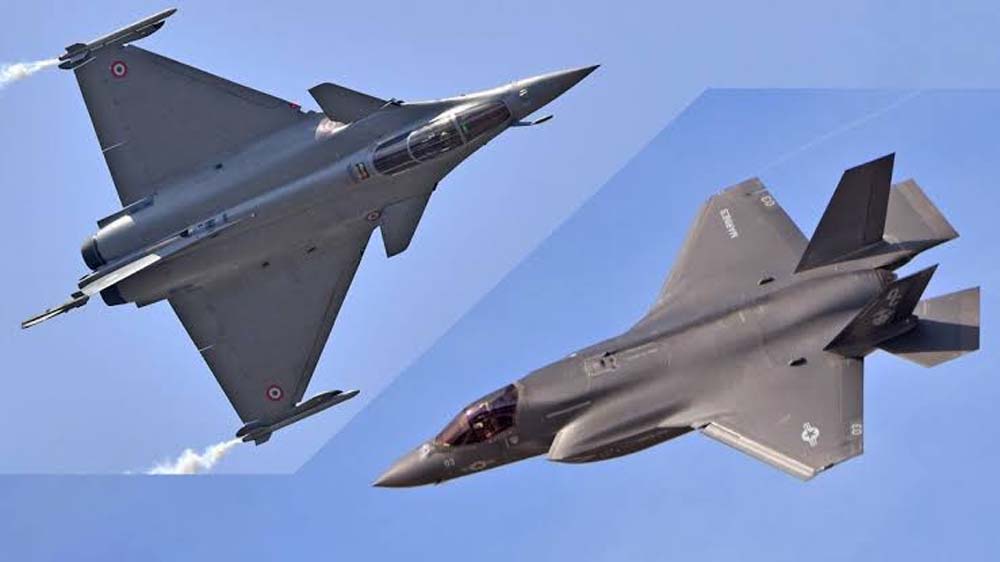 राफेल और C-17 संग भारत की एंट्री, 20 देशों का बड़ा युद्धाभ्यास राफेल और C-17 संग भारत की एंट्री, 20 देशों का बड़ा युद्धाभ्यास