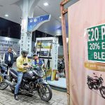 कार मालिक को मिली बड़ी राहत, E20 मामले में कंज्यूमर फोरम ने कंपनी को मुआवजा देने का दिया आदेश कार मालिक को मिली बड़ी राहत, E20 मामले में कंज्यूमर फोरम ने कंपनी को मुआवजा देने का दिया आदेश