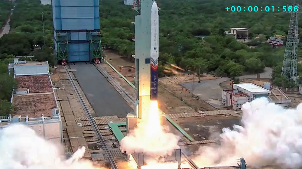 Vikram-1 Launch: भारत ने निजी अंतरिक्ष क्षेत्र में रचा इतिहास, जानें क्यों है यह रॉकेट खास Vikram-1 Launch: भारत ने निजी अंतरिक्ष क्षेत्र में रचा इतिहास, जानें क्यों है यह रॉकेट खास