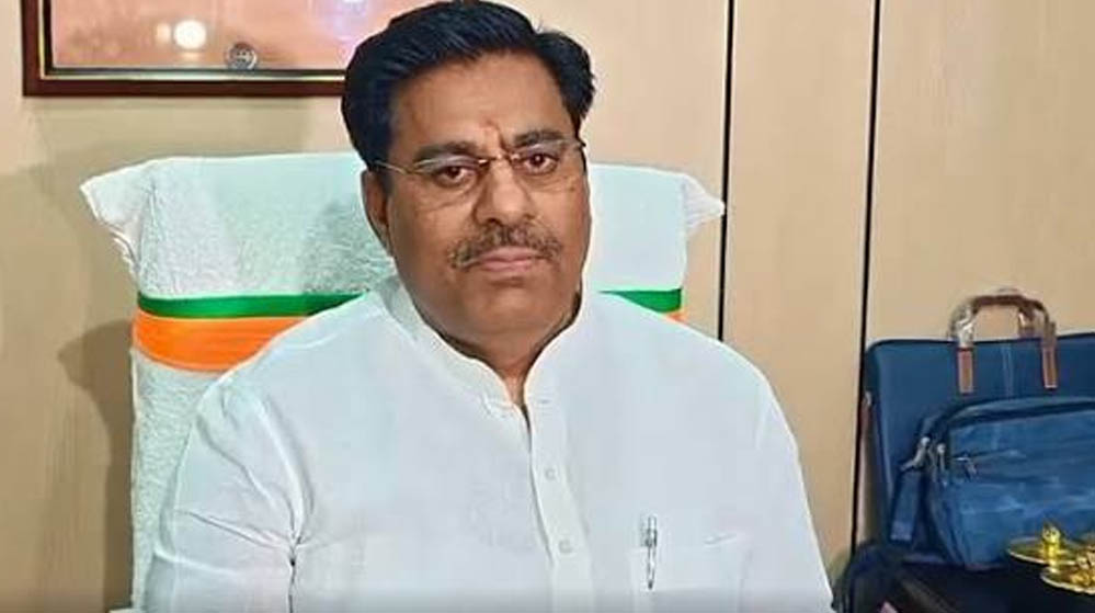 वेस्टर्न बाईपास के अलाइनमेंट पर उठे सवाल, रामेश्वर शर्मा बोले- सुधार नहीं हुआ तो परियोजना नहीं चलेगी वेस्टर्न बाईपास के अलाइनमेंट पर उठे सवाल, रामेश्वर शर्मा बोले- सुधार नहीं हुआ तो परियोजना नहीं चलेगी