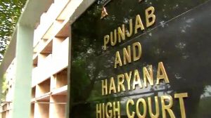 पंजाब में सफाई कर्मियों की हड़ताल पर हाईकोर्ट का बड़ा निर्देश, सरकार को ESMA लागू करने की सलाह पंजाब में सफाई कर्मियों की हड़ताल पर हाईकोर्ट का बड़ा निर्देश, सरकार को ESMA लागू करने की सलाह