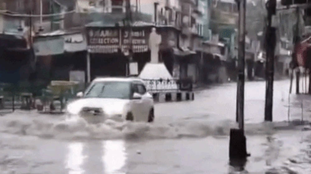 Punjab Weather: पठानकोट में 5 घंटे की बारिश से जलभराव, चंडीगढ़ भी भीगा; 2-3 दिन में मानसून की एंट्री