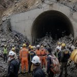 सिक्किम टनल त्रासदी में मौत का आंकड़ा 10 पहुंचा, NDRF ने कहा- फंसे लोगों की संख्या का नहीं है पता सिक्किम टनल त्रासदी में मौत का आंकड़ा 10 पहुंचा, NDRF ने कहा- फंसे लोगों की संख्या का नहीं है पता