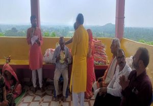 ग्राम बिलासपुर में अमरनाथ यात्रा से लौटे श्रद्धालुओं का हुआ सम्मान ग्राम बिलासपुर में अमरनाथ यात्रा से लौटे श्रद्धालुओं का हुआ सम्मान