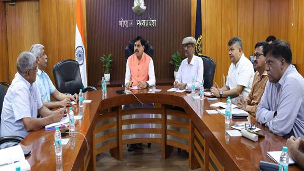 MP Police को लेकर मुख्यमंत्री डॉ. यादव का बड़ा विजन, बोले- देश में नंबर-1 बने मध्यप्रदेश पुलिस MP Police को लेकर मुख्यमंत्री डॉ. यादव का बड़ा विजन, बोले- देश में नंबर-1 बने मध्यप्रदेश पुलिस