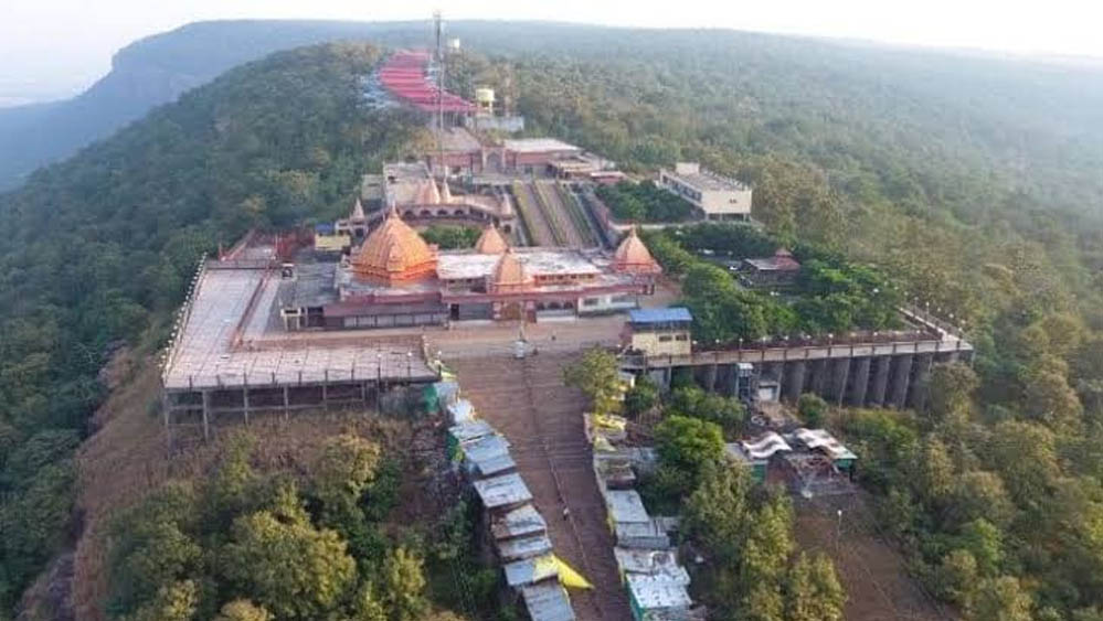 पहली ही बारिश में सलकनपुर देवी लोक की गुणवत्ता पर सवाल, 97 करोड़ की परियोजना में कई खामियां उजागर पहली ही बारिश में सलकनपुर देवी लोक की गुणवत्ता पर सवाल, 97 करोड़ की परियोजना में कई खामियां उजागर