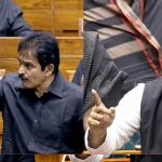 सपा-कांग्रेस में क्यों छिड़ी जुबानी जंग? अखिलेश और केसी वेणुगोपाल के बयान से बढ़ा विवाद सपा-कांग्रेस में क्यों छिड़ी जुबानी जंग? अखिलेश और केसी वेणुगोपाल के बयान से बढ़ा विवाद