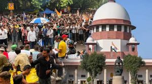 पुलिस कार्रवाई के खिलाफ तुरंत राहत नहीं, सुप्रीम कोर्ट बोला- ‘हमारा समय बर्बाद मत करें’