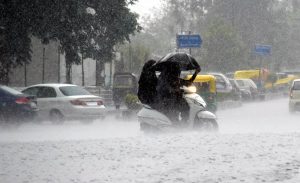 मध्य प्रदेश में बारिश का दौर तेज, 3 सिस्टम एक्टिव; अगले 4 दिन भारी वर्षा के आसार, सिवनी सबसे ज्यादा भीगा मध्य प्रदेश में बारिश का दौर तेज, 3 सिस्टम एक्टिव; अगले 4 दिन भारी वर्षा के आसार, सिवनी सबसे ज्यादा भीगा