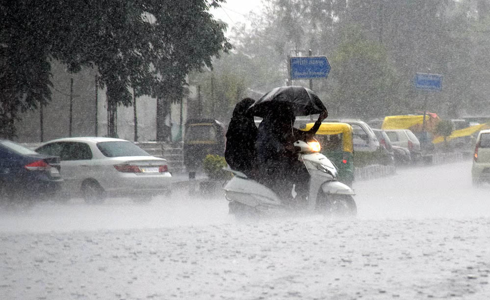 मध्य प्रदेश में बारिश का दौर तेज, 3 सिस्टम एक्टिव; अगले 4 दिन भारी वर्षा के आसार, सिवनी सबसे ज्यादा भीगा