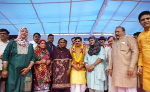 UCC पर बढ़ा समर्थन, एयरपोर्ट पहुंचकर सामाजिक और धार्मिक संगठनों ने मुख्यमंत्री डॉ. यादव का किया स्वागत