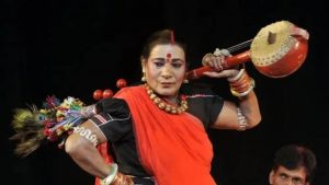 छत्तीसगढ़ की सांस्कृतिक धरोहर घर में ही रहेगी सुरक्षित, तीजन बाई का अनमोल तंबूरा अब नहीं जाएगा संग्रहालय छत्तीसगढ़ की सांस्कृतिक धरोहर घर में ही रहेगी सुरक्षित, तीजन बाई का अनमोल तंबूरा अब नहीं जाएगा संग्रहालय