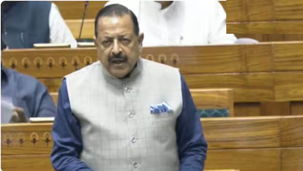 Anti-Paper Leak Bill पर संसद में बवाल! विपक्ष के जोरदार विरोध के बीच लोकसभा की कार्यवाही रुकी