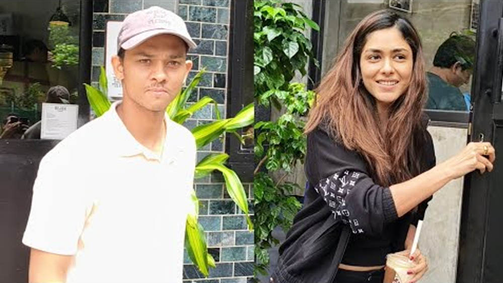 मृणाल ठाकुर और यशस्वी जायसवाल की डेटिंग की अफवाह! वायरल वीडियो ने सोशल मीडिया पर मचाई हलचल