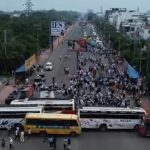 Bhopal Farmer Protest: किसानों ने बैरिकेड तोड़े, बसों पर चढ़कर किया प्रदर्शन; CM मोहन यादव ने गठित की वार्ता समिति