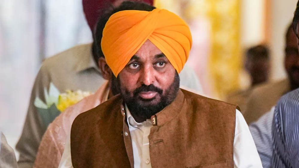 पंजाब के मुख्यमंत्री भगवंत मान ने लिया एक सप्ताह का ब्रेक, विपश्यना साधना के लिए पहुंचे बेंगलुरु