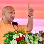 अवैध असलहा लाइसेंस बनाने में व्यस्त सांसद नहीं, बल्कि पैरोकारी करने वाले जनप्रतिनिधि चाहिएः मुख्यमंत्री