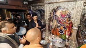 गुरु पूर्णिमा पर मुख्यमंत्री ने किए बाबा विश्वनाथ के दर्शन, देश-प्रदेश की सुख-समृद्धि की कामना