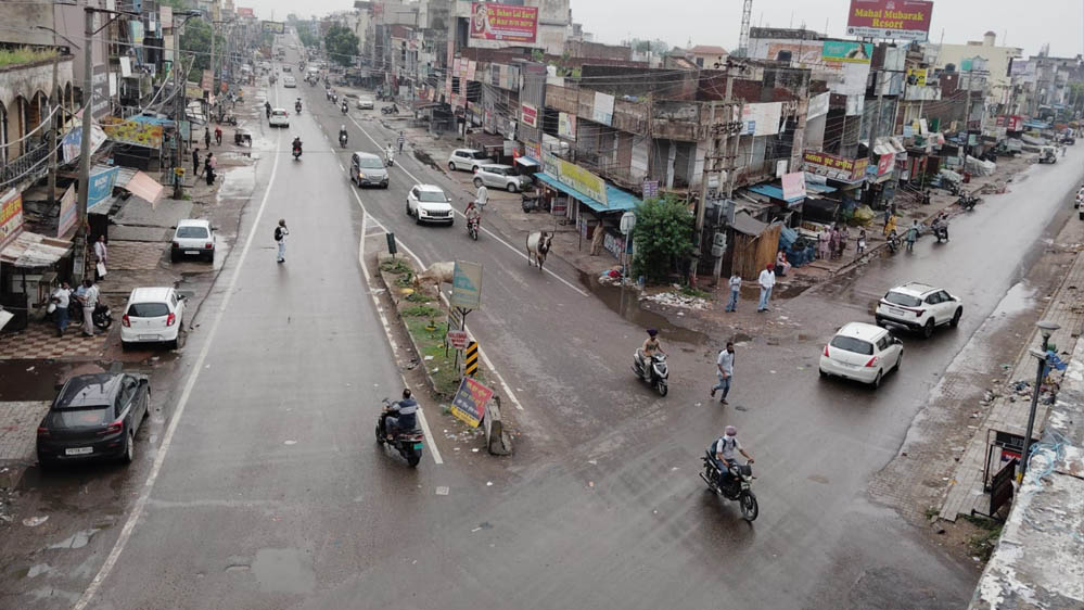 सफाई कर्मचारियों के समर्थन में पंजाब बंद, प्रदर्शन के दौरान रस्सी से टकराकर स्कूटी सवार गिरा; कई जिलों में जनजीवन प्रभावित