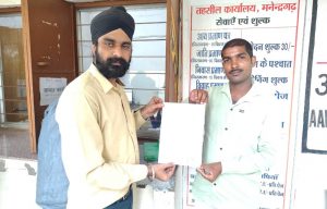 सेवा सेतु पोर्टल बना भरोसे का माध्यम, तीन दिन में मिला निवास प्रमाण पत्र; हितग्राही ने की सरकार की सराहना सेवा सेतु पोर्टल बना भरोसे का माध्यम, तीन दिन में मिला निवास प्रमाण पत्र; हितग्राही ने की सरकार की सराहना