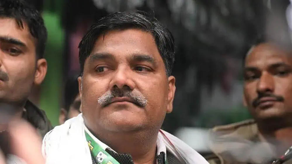 Ankit Sharma Murder Case: ताहिर हुसैन सहित 5 दोषियों को उम्रकैद, दिल्ली दंगों के चर्चित केस में कोर्ट का बड़ा फैसला Ankit Sharma Murder Case: ताहिर हुसैन सहित 5 दोषियों को उम्रकैद, दिल्ली दंगों के चर्चित केस में कोर्ट का बड़ा फैसला