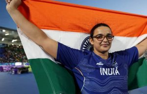 कॉमनवेल्थ गेम्स 2026: मातृत्व के बाद सीमा कालीरामना ने रचा इतिहास, शानदार कमबैक से दिलाया कांस्य पदक कॉमनवेल्थ गेम्स 2026: मातृत्व के बाद सीमा कालीरामना ने रचा इतिहास, शानदार कमबैक से दिलाया कांस्य पदक