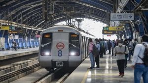 कॉकरोच जनता पार्टी प्रदर्शन के बाद दिल्ली मेट्रो सेवाएं पूरी तरह बहाल कॉकरोच जनता पार्टी प्रदर्शन के बाद दिल्ली मेट्रो सेवाएं पूरी तरह बहाल