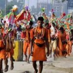 हावड़ा के बांस से बनती है कांवड़, पटना बाजार में सजीं महंगी कांवड़ें