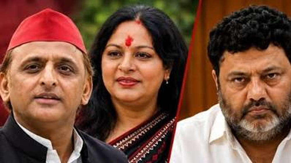 प्रिया, रुचि और कृष्णा… सपा की महिला सांसदों की अपने ही नेताओं से क्यों बढ़ी अदावत? प्रिया, रुचि और कृष्णा… सपा की महिला सांसदों की अपने ही नेताओं से क्यों बढ़ी अदावत?