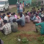 धार्मिक परंपराओं में हिस्सा नहीं लेने पर ग्रामसभा का फैसला, धर्मांतरण कर चुके आदिवासी परिवार को गांव छोड़ने का निर्देश धार्मिक परंपराओं में हिस्सा नहीं लेने पर ग्रामसभा का फैसला, धर्मांतरण कर चुके आदिवासी परिवार को गांव छोड़ने का निर्देश
