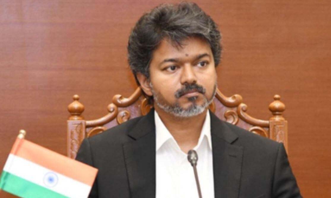 DMK, AIADMK और BJP ने मिलकर लगाए गंभीर आरोप, राजभवन में सौंपा ज्ञापन