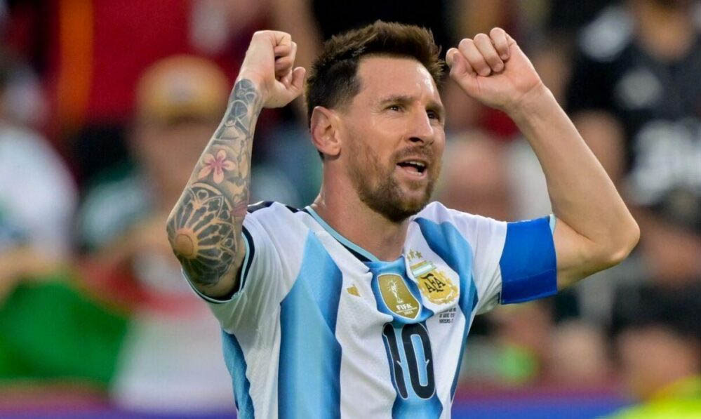 FIFA World Cup: मेसी का रिकॉर्डतोड़ जलवा, लगातार 8वें मैच में गोल कर गोल्डन बूट की रेस में नंबर-1 FIFA World Cup: मेसी का रिकॉर्डतोड़ जलवा, लगातार 8वें मैच में गोल कर गोल्डन बूट की रेस में नंबर-1