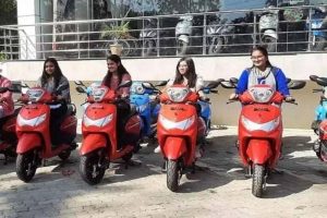 रानी लक्ष्मीबाई स्कूटी योजना के नियम बदलेंगे, ज्यादा छात्राओं को मिलेगा लाभ रानी लक्ष्मीबाई स्कूटी योजना के नियम बदलेंगे, ज्यादा छात्राओं को मिलेगा लाभ
