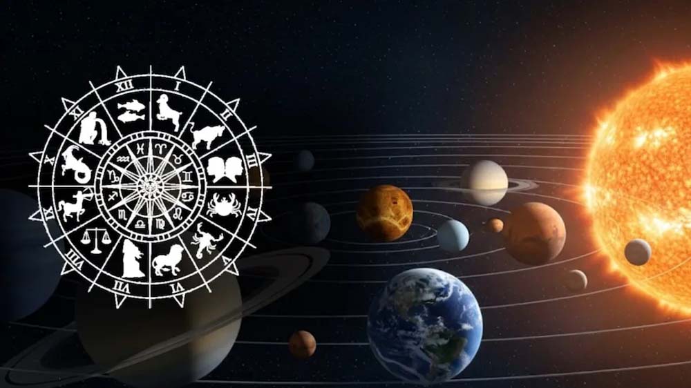 शनि देव 27 जुलाई 2026 को कुंभ राशि में वक्री, कई राशियों पर संकट के संकेत