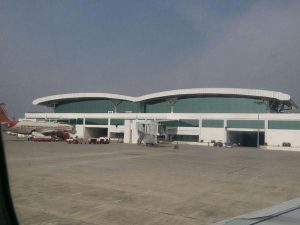 रांची एयरपोर्ट पर अंतरराष्ट्रीय सेवाओं की तैयारी तेज, केंद्र के फैसले का इंतजार रांची एयरपोर्ट पर अंतरराष्ट्रीय सेवाओं की तैयारी तेज, केंद्र के फैसले का इंतजार