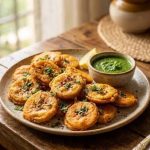 बारिश में बनाएं कच्चे केले की भजिया, मिलेगा कुरकुरा और चटपटा स्वाद बारिश में बनाएं कच्चे केले की भजिया, मिलेगा कुरकुरा और चटपटा स्वाद