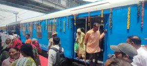 हाइड्रोजन ट्रेन का पहला सफर यादगार, छात्राओं ने सराही आधुनिक सुविधाएं हाइड्रोजन ट्रेन का पहला सफर यादगार, छात्राओं ने सराही आधुनिक सुविधाएं