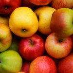Apple Crisis in Himachal: 40% तक घट सकता है सेब उत्पादन, जानें कौन बन रहा ₹5000 करोड़ के कारोबार का सबसे बड़ा ‘खलनायक’