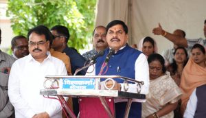 CM डॉ. मोहन यादव ने डॉ. श्यामा प्रसाद मुखर्जी को किया नमन, बोले- मध्य प्रदेश में इसी महीने लागू होगा UCC CM डॉ. मोहन यादव ने डॉ. श्यामा प्रसाद मुखर्जी को किया नमन, बोले- मध्य प्रदेश में इसी महीने लागू होगा UCC