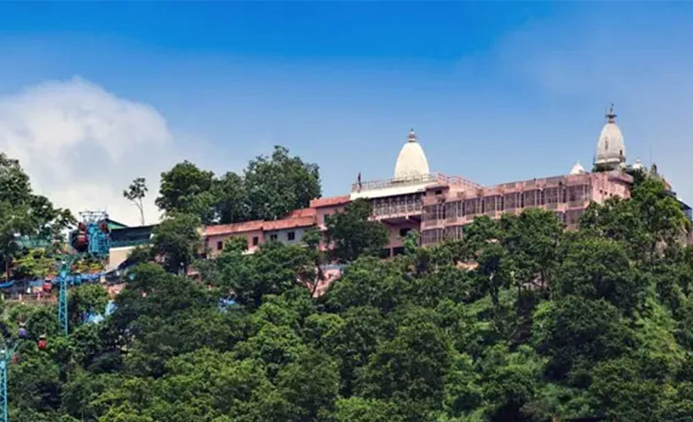 मनसा देवी मंदिर में चढ़ावे की व्यवस्था होगी पारदर्शी, पुजारियों के लिए बिना जेब वाले कुर्ते अनिवार्य मनसा देवी मंदिर में चढ़ावे की व्यवस्था होगी पारदर्शी, पुजारियों के लिए बिना जेब वाले कुर्ते अनिवार्य