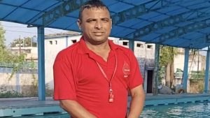 MP के रामबरन का कमाल! दिव्यांग तैराक इंग्लैंड में 36 किमी की चुनौती के लिए तैयार, बैतूल का बढ़ाएंगे मान MP के रामबरन का कमाल! दिव्यांग तैराक इंग्लैंड में 36 किमी की चुनौती के लिए तैयार, बैतूल का बढ़ाएंगे मान