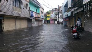 MP Rain: उमरिया में भारी बारिश के बाद जोहिला बांध लबालब, दो गेट खोले गए; मनमोहक नजारा देखने पहुंचे सैकड़ों लोग MP Rain: उमरिया में भारी बारिश के बाद जोहिला बांध लबालब, दो गेट खोले गए; मनमोहक नजारा देखने पहुंचे सैकड़ों लोग