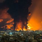 US Airstrike on Iran: होर्मुज में फिर भड़की जंग, कमांड सेंटर, रडार और मिसाइल साइट्स समेत 80 ठिकाने तबाह US Airstrike on Iran: होर्मुज में फिर भड़की जंग, कमांड सेंटर, रडार और मिसाइल साइट्स समेत 80 ठिकाने तबाह