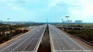 लखनऊ-कानपुर एक्सप्रेसवे पर दौड़ेंगे वाहन, जानिए टोल और सुविधाएं