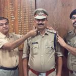 रीडर एएसआई दिनेश पांडे बने सब इंस्पेक्टर, एसपी ने कंधों पर लगाए नए सितारे