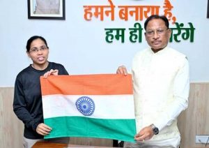 मुख्यमंत्री विष्णुदेव साय ने माउंट एवरेस्ट फतह करने वाली पर्वतारोही अमिता श्रीवास को दी बधाई मुख्यमंत्री विष्णुदेव साय ने माउंट एवरेस्ट फतह करने वाली पर्वतारोही अमिता श्रीवास को दी बधाई